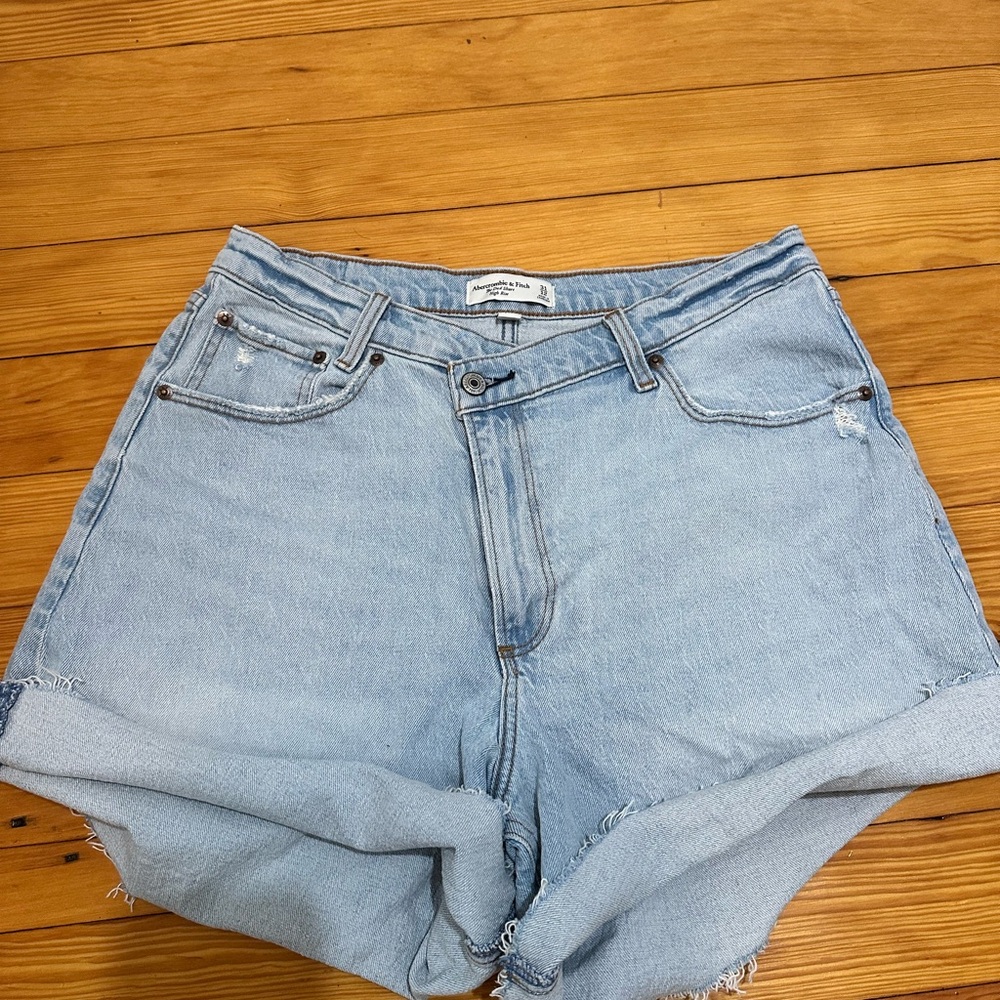 Abercrombie & Fitch Asymmetrical Light Blue Denim Shorts - Picture 2 of 3